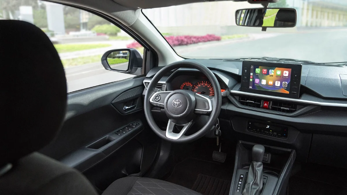 Conoce el interior Agya