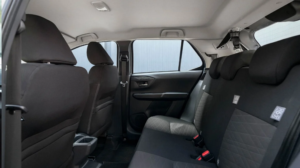Conoce el interior Agya